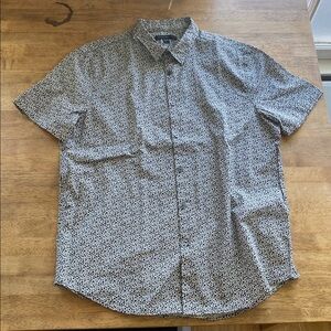 John Varvatos Black + White Floral Short Sleeve Button Up Shirt men’s large NWOT
